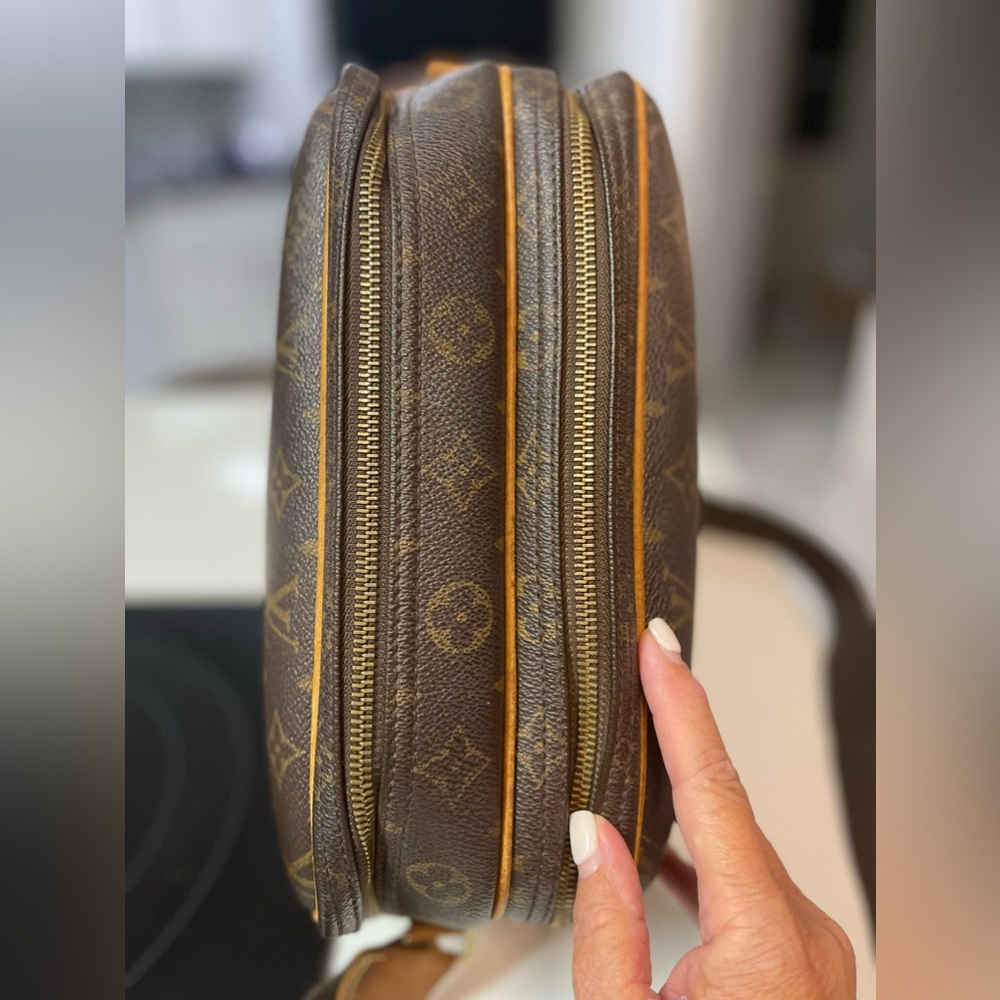 Louis Vuitton Brown and Gold Travel Bag - Picture 4 of 16
